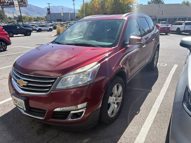 Used 2017 Chevrolet Traverse 1LT with VIN 1GNKVGKD5HJ320365 for sale in Layton, UT