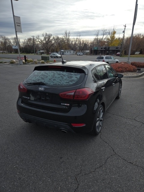 2017 Kia Forte SX photo 4