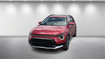 2025 Kia Niro EX Touring SUV