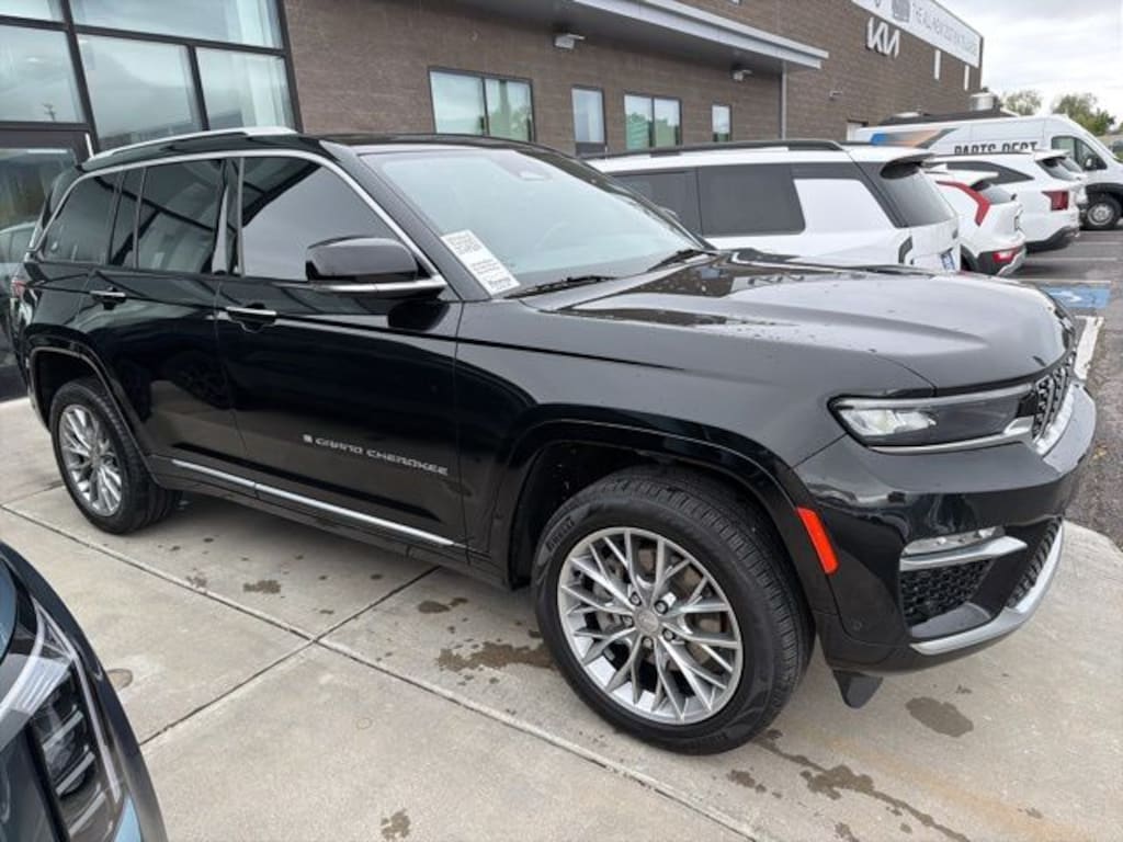Used 2022 Jeep Grand Cherokee Summit SUV