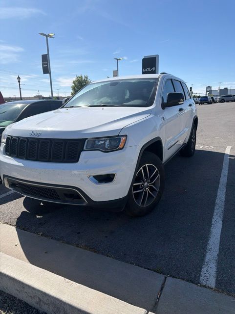 2017 Jeep Grand Cherokee Limited 4WD's photo