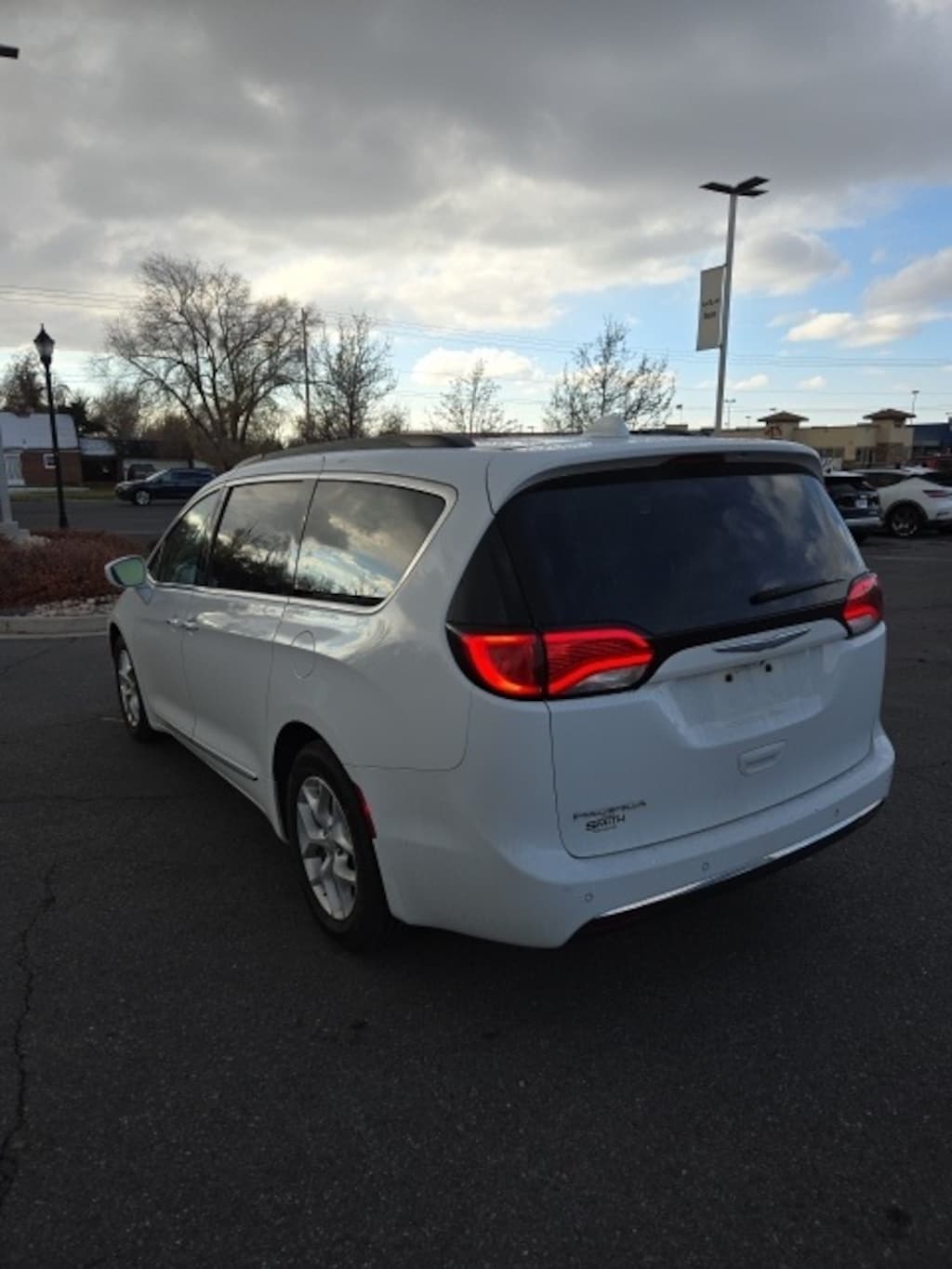 Used 2017 Chrysler Pacifica Touring L Van