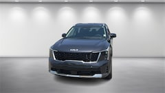 2025 Kia Sorento S SUV