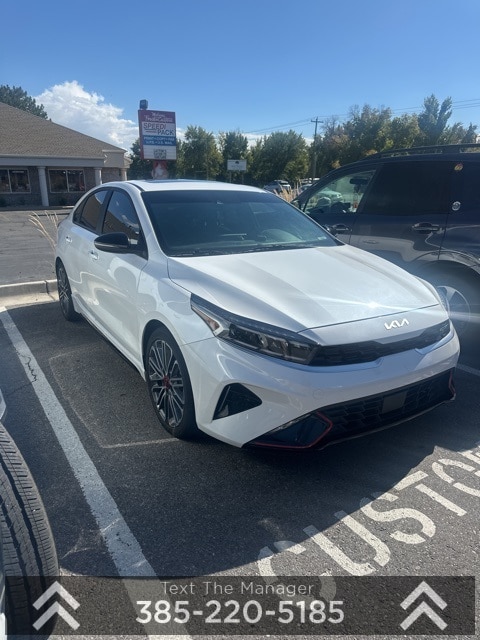 2023 Kia Forte GT photo 2