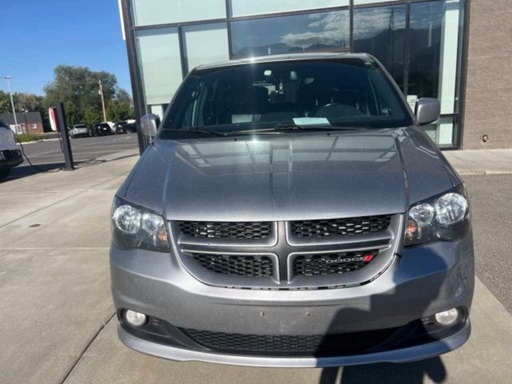 Used 2019 Dodge Grand Caravan GT Van Passenger Van