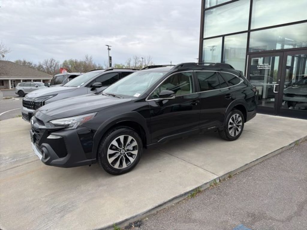 Used 2024 Subaru Outback Limited SUV