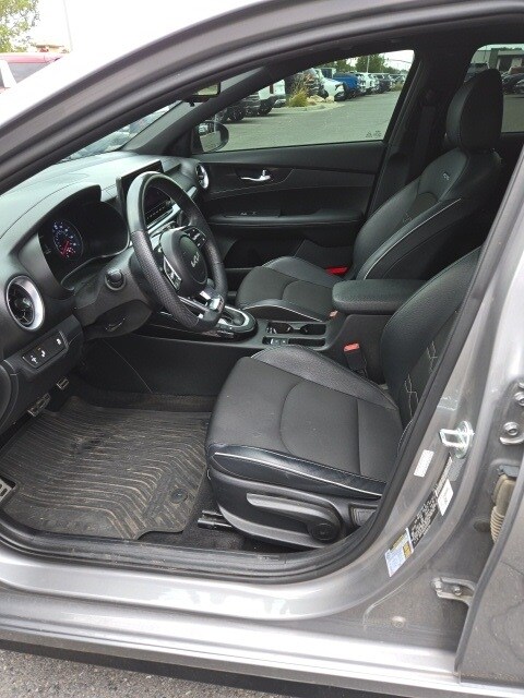 2023 Kia Forte GT-Line photo 3