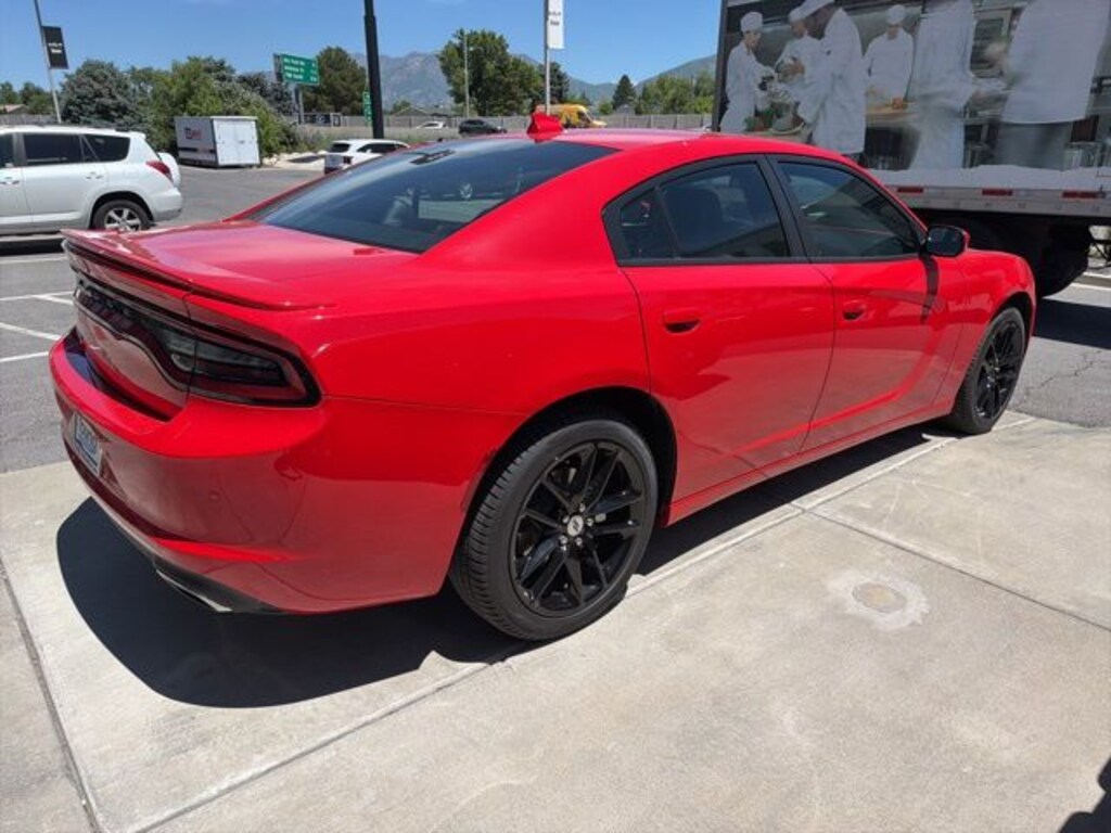 Used 2021 Dodge Charger SXT Sedan