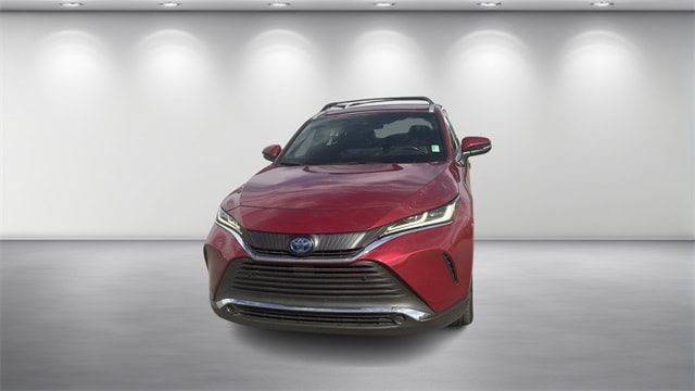 2022 Toyota Venza XLE's photo