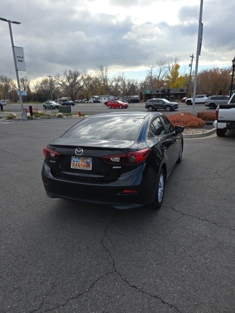2015 Mazda Mazda3 Touring photo 4