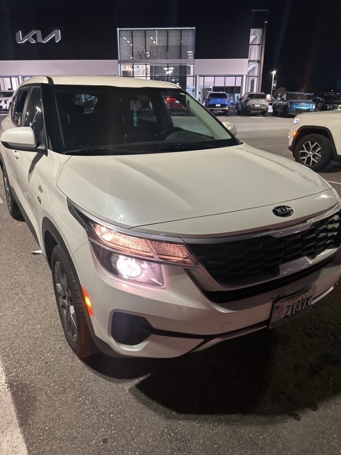 Used 2021 Kia Seltos LX with VIN KNDEPCAA8M7062298 for sale in Layton, UT