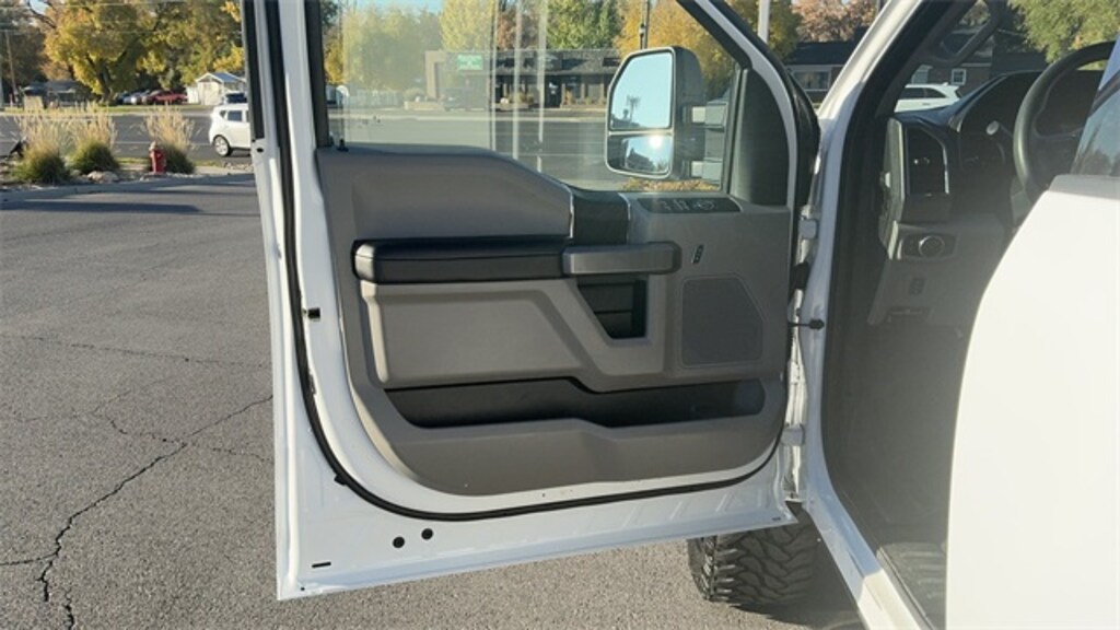 Used 2021 Ford F-250SD XLT Truck Crew Cab