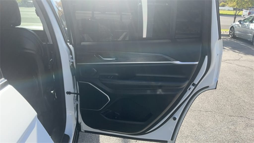 Used 2021 Jeep Grand Cherokee L Limited SUV