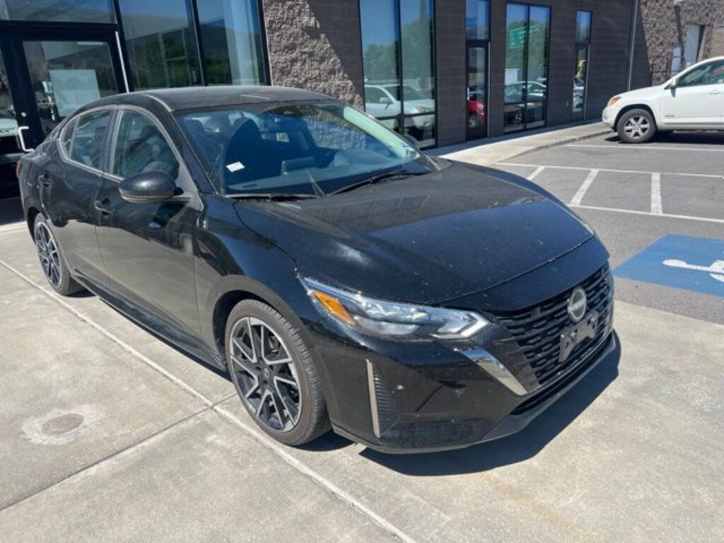 Used 2025 Nissan Sentra SR Sedan