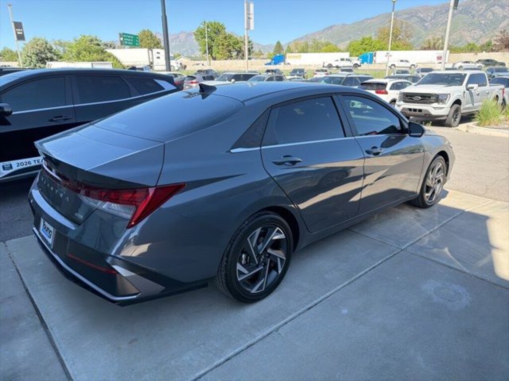Used 2026 Hyundai Elantra Hybrid Limited Sedan