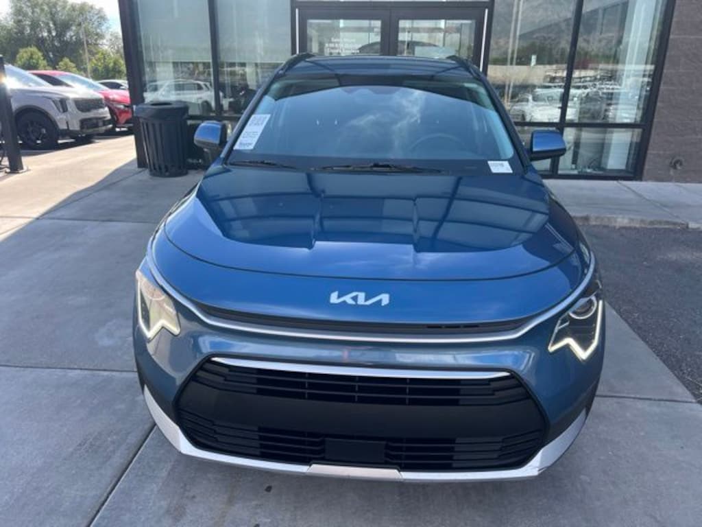 Used 2023 Kia Niro Plug-In Hybrid EX SUV