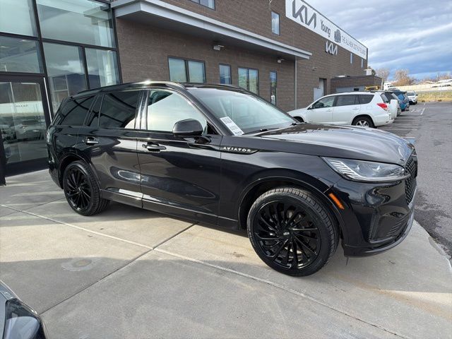 2025 Lincoln Aviator Reserve AWD's photo