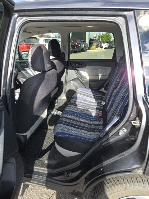 2018 Subaru Forester 2.5i Premium photo 2