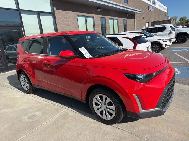 2023 Kia Soul 2.0L LX IVT's photo