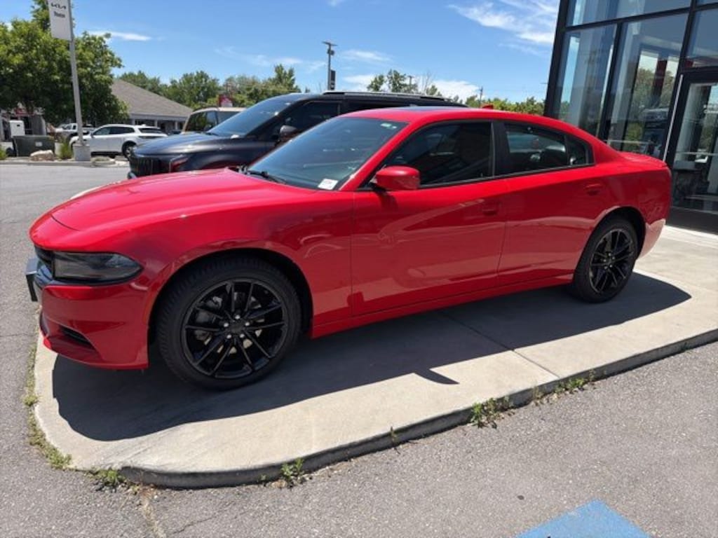 Used 2021 Dodge Charger SXT Sedan