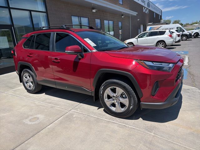2023 Toyota RAV4 XLE AWD's photo