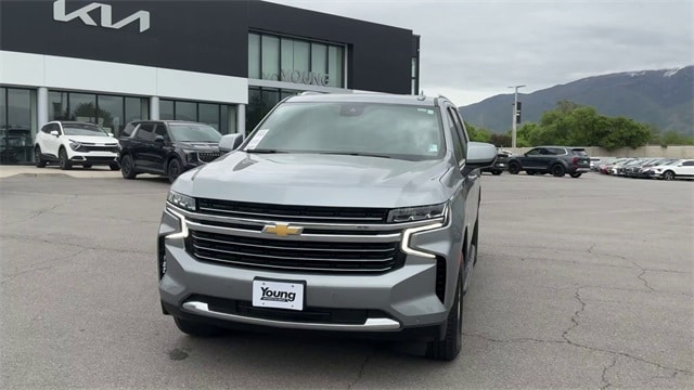 Used 2023 Chevrolet Suburban LT with VIN 1GNSKCKD9PR408319 for sale in Layton, UT