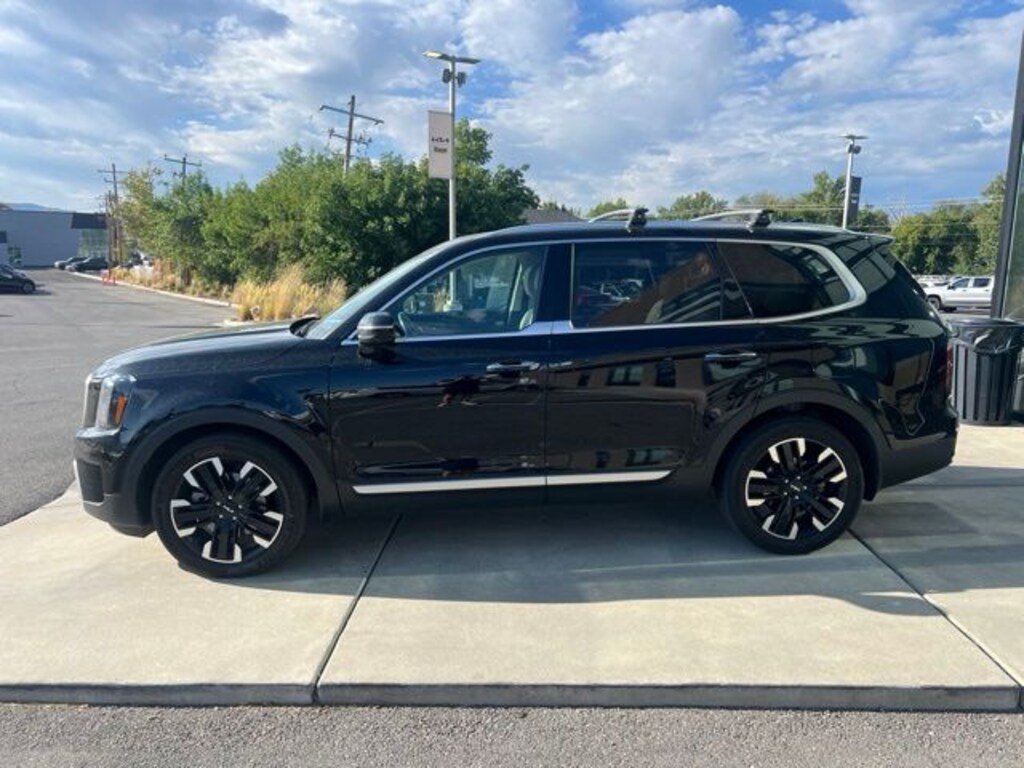 Used 2023 Kia Telluride SX SUV