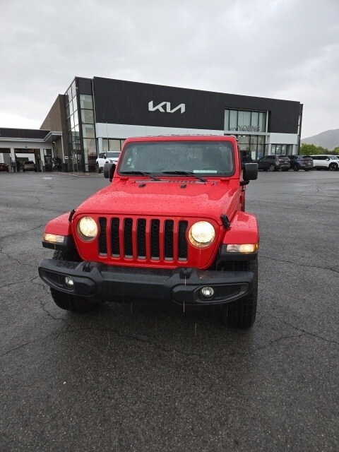 2021 Jeep Gladiator Altitude photo 3