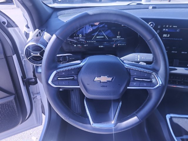 2025 Chevrolet Equinox LT - Photo 14