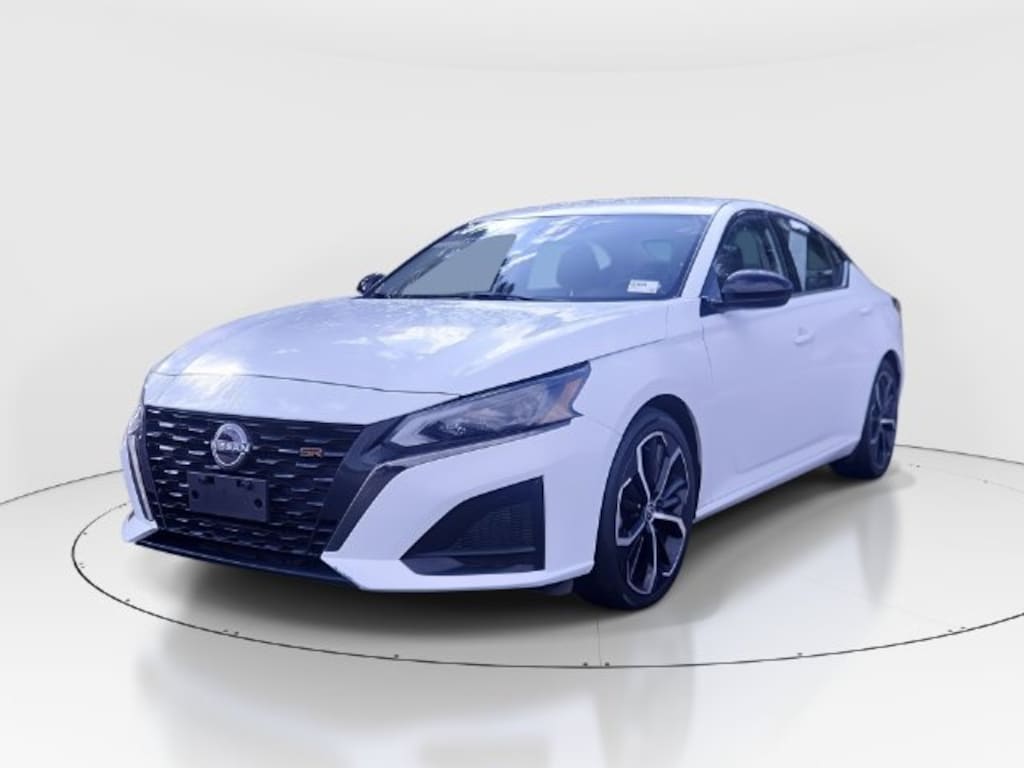 Used 2024 Nissan Altima 2.5 SR Sedan