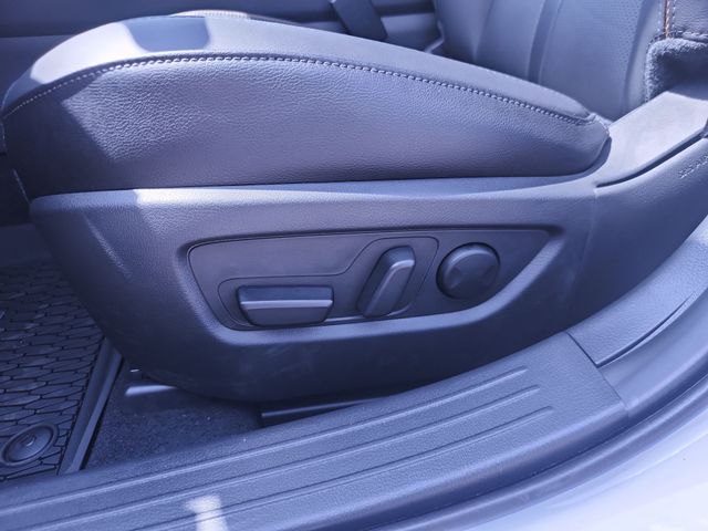 2026 Mazda CX-50 Premium Plus - Photo 12