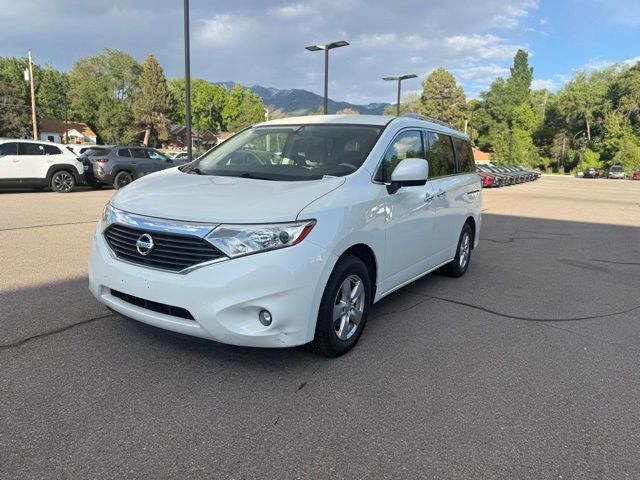 2017 Nissan Quest's photo