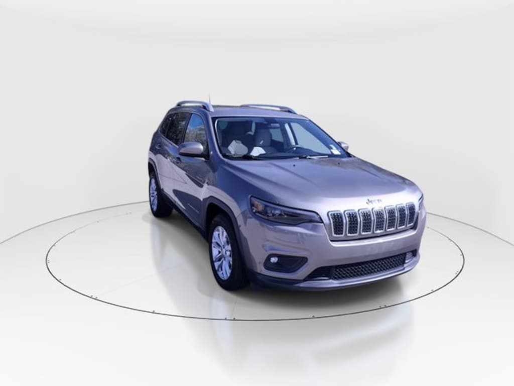 Used 2019 Jeep Cherokee Latitude FWD SUV