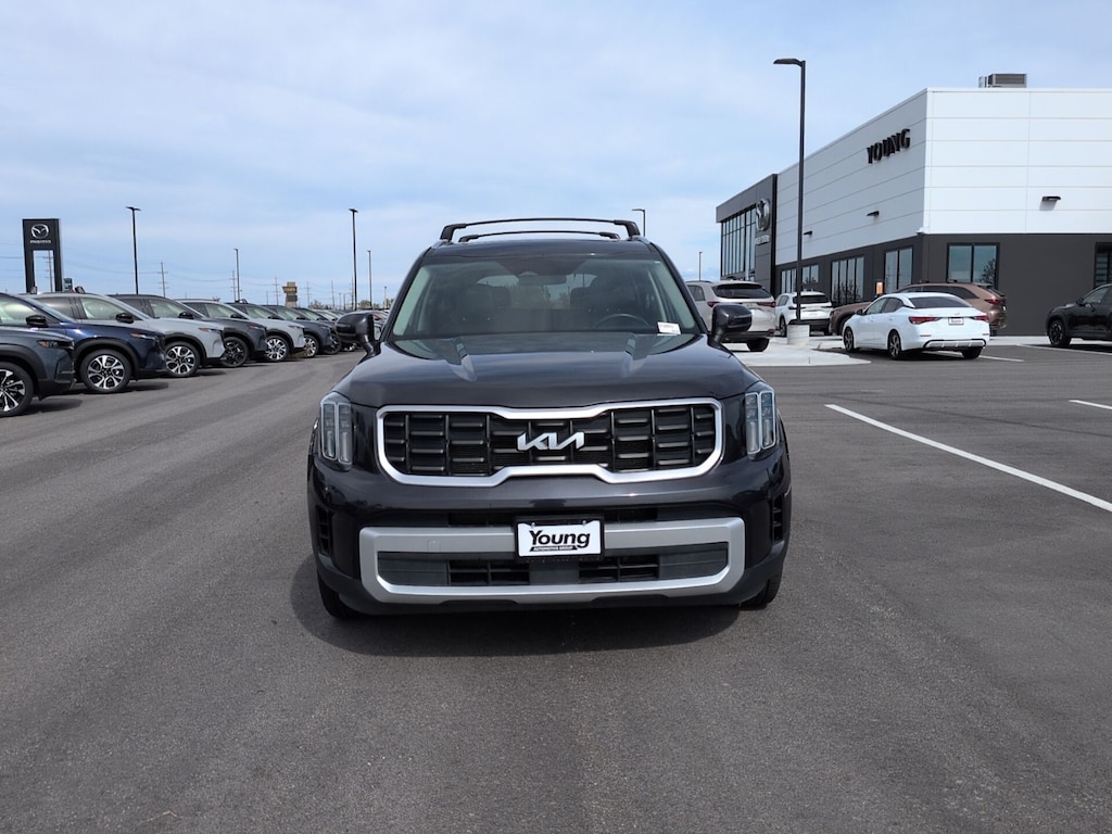 Used 2025 Kia Telluride S SUV