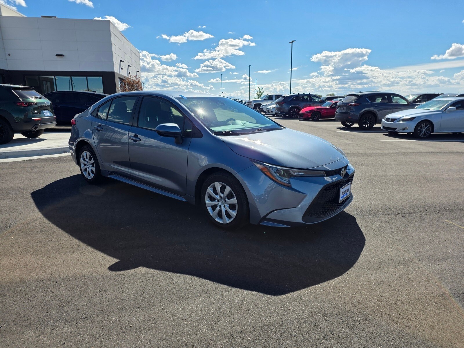 2022 Toyota Corolla LE photo 2