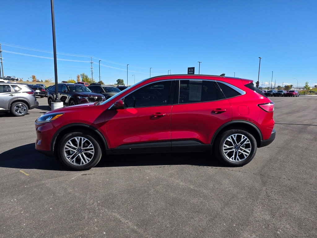 2020 Ford Escape SEL photo 2