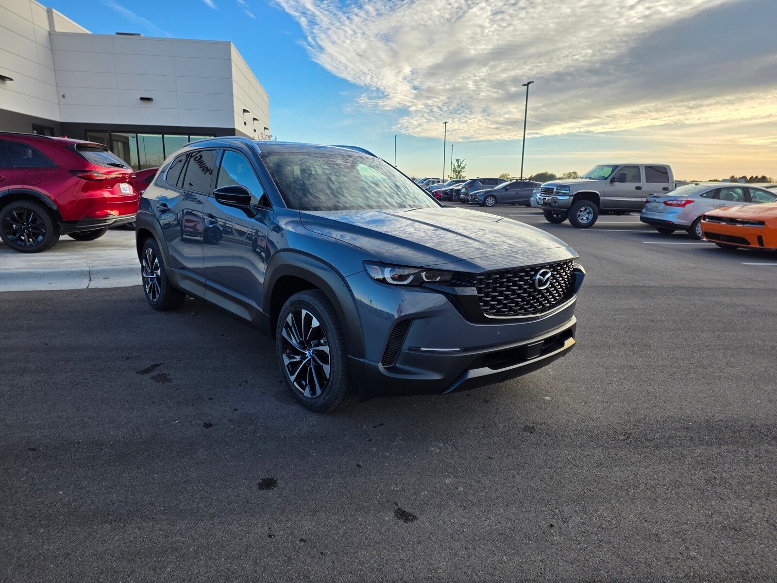 2026 Mazda CX-50 2.5 Premium Plus photo 2