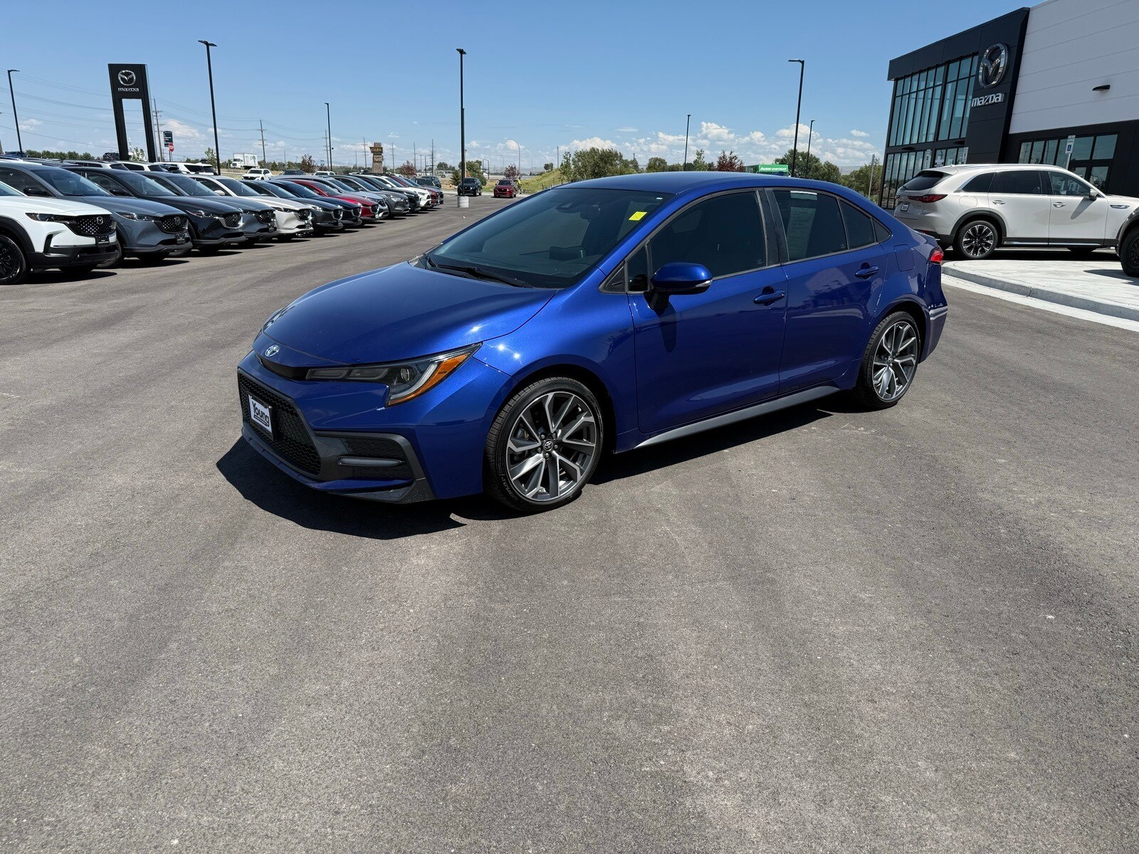 2021 Toyota Corolla SE photo 2