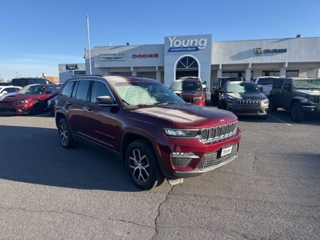 Used 2023 Jeep Grand Cherokee Limited SUV