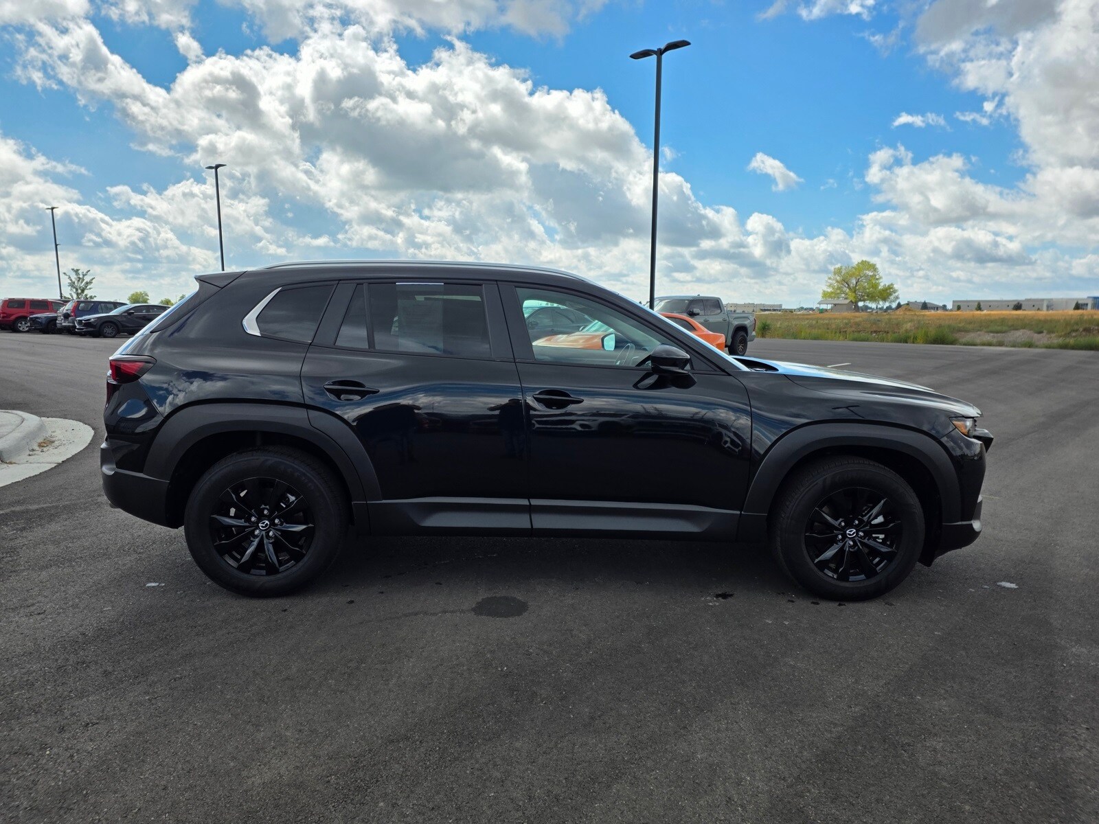 2025 Mazda CX-50 2.5 S Premium photo 2