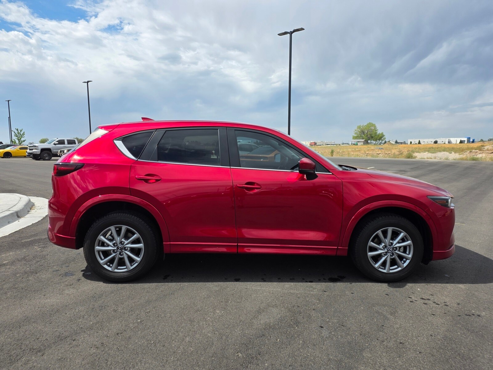 2024 Mazda CX-5 2.5 S Preferred photo 4
