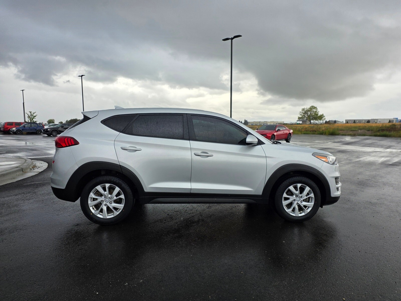 2019 Hyundai Tucson SE photo 3
