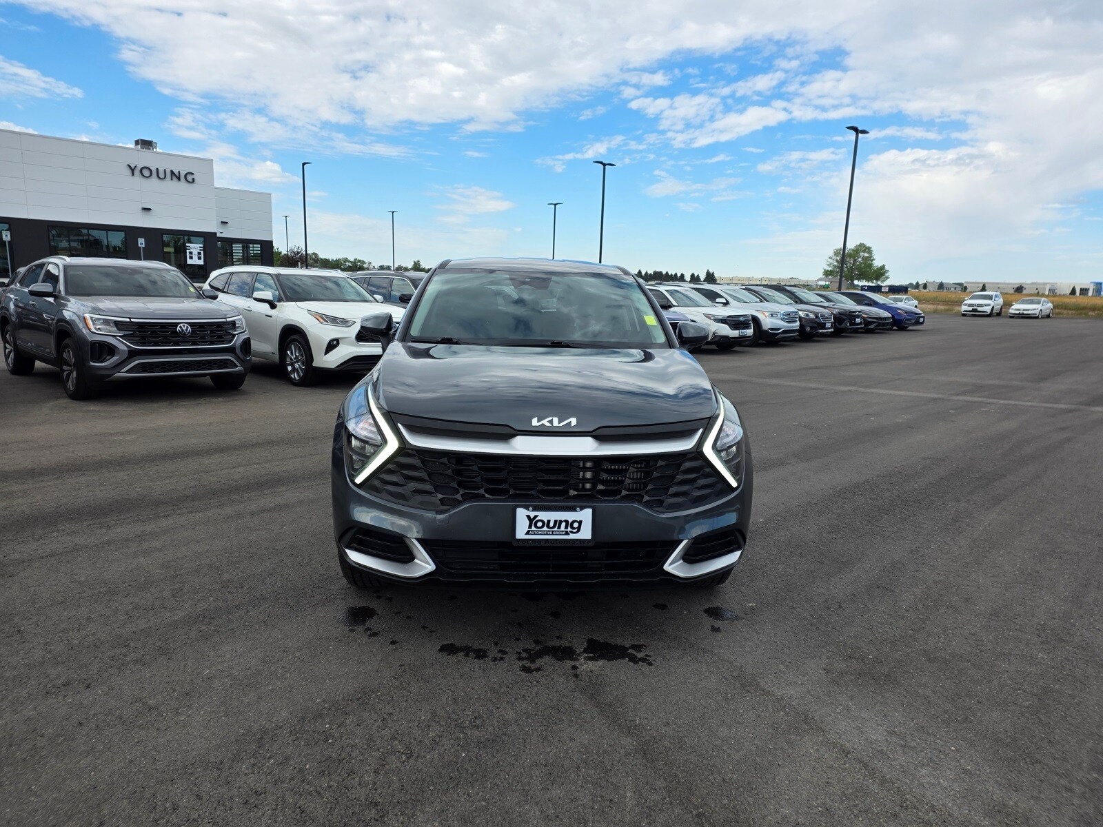 2023 Kia Sportage Hybrid LX Turbo photo 2
