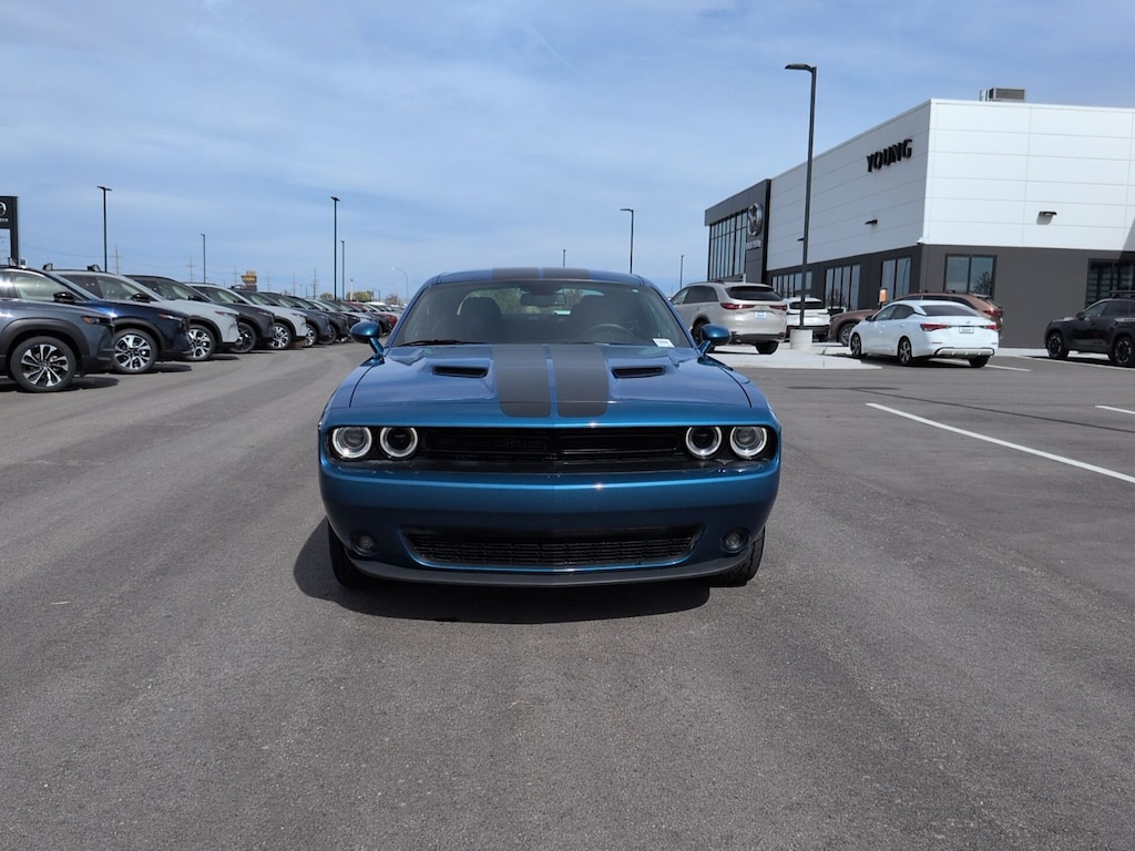 Used 2022 Dodge Challenger SXT Coupe