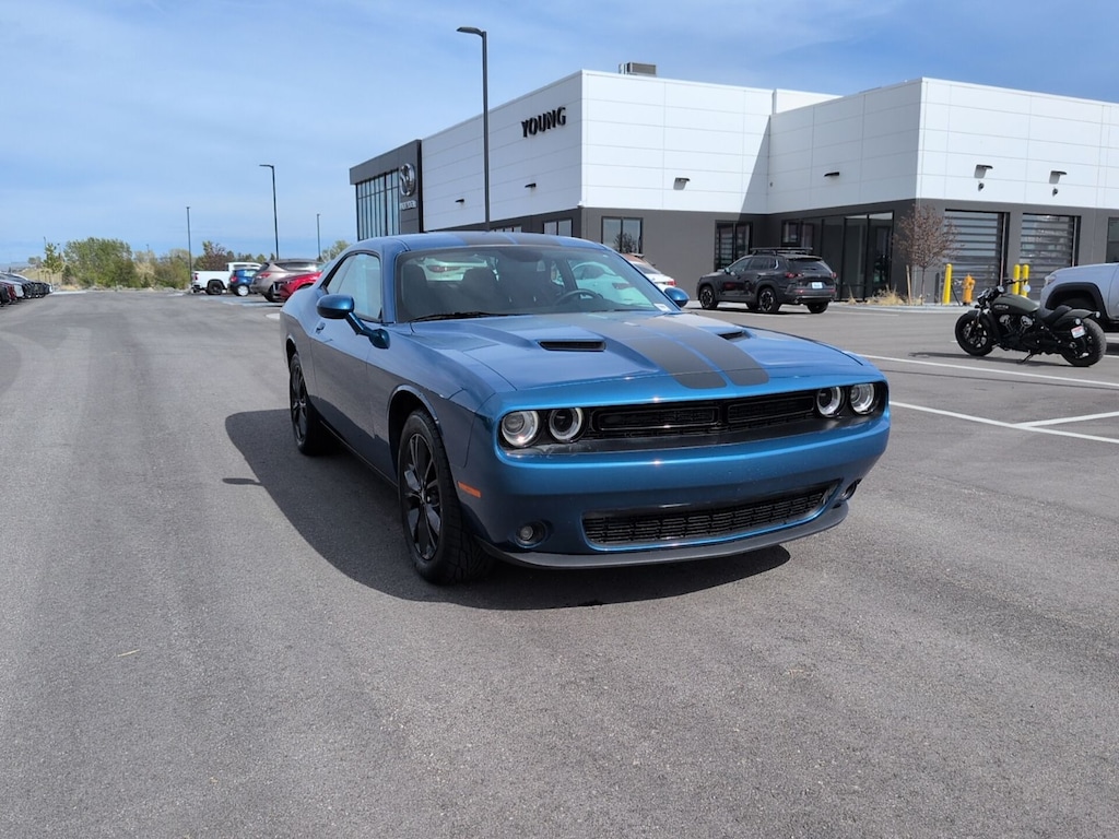 Used 2022 Dodge Challenger SXT Coupe