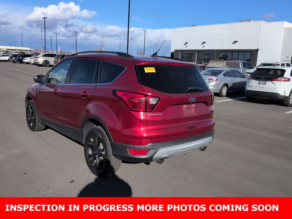 2019 Ford Escape SEL photo 4