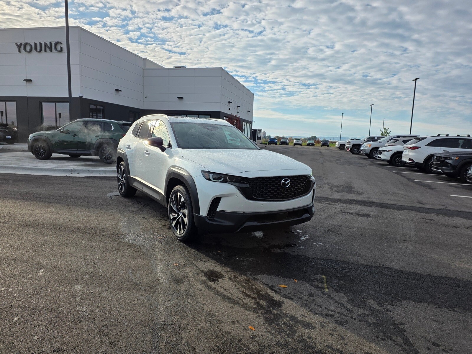 2026 Mazda CX-50 Premium Plus photo 3