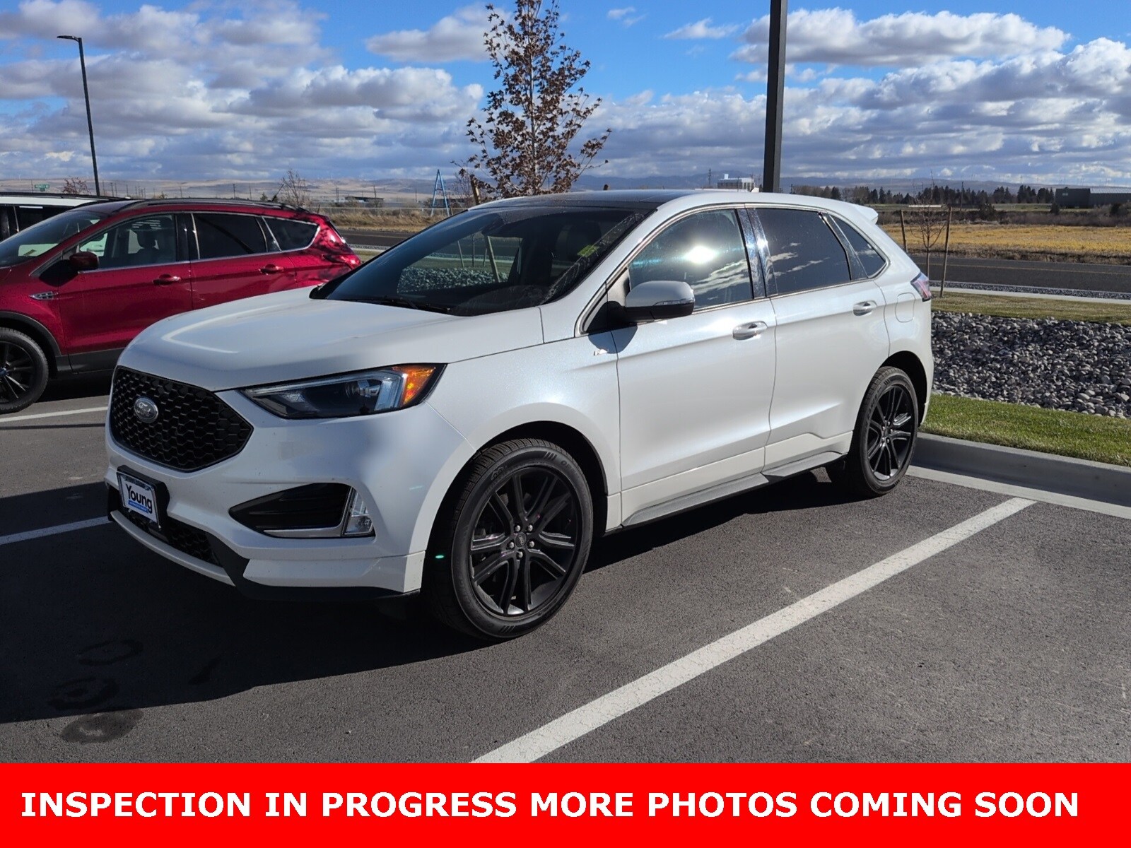 2020 Ford Edge ST photo 2