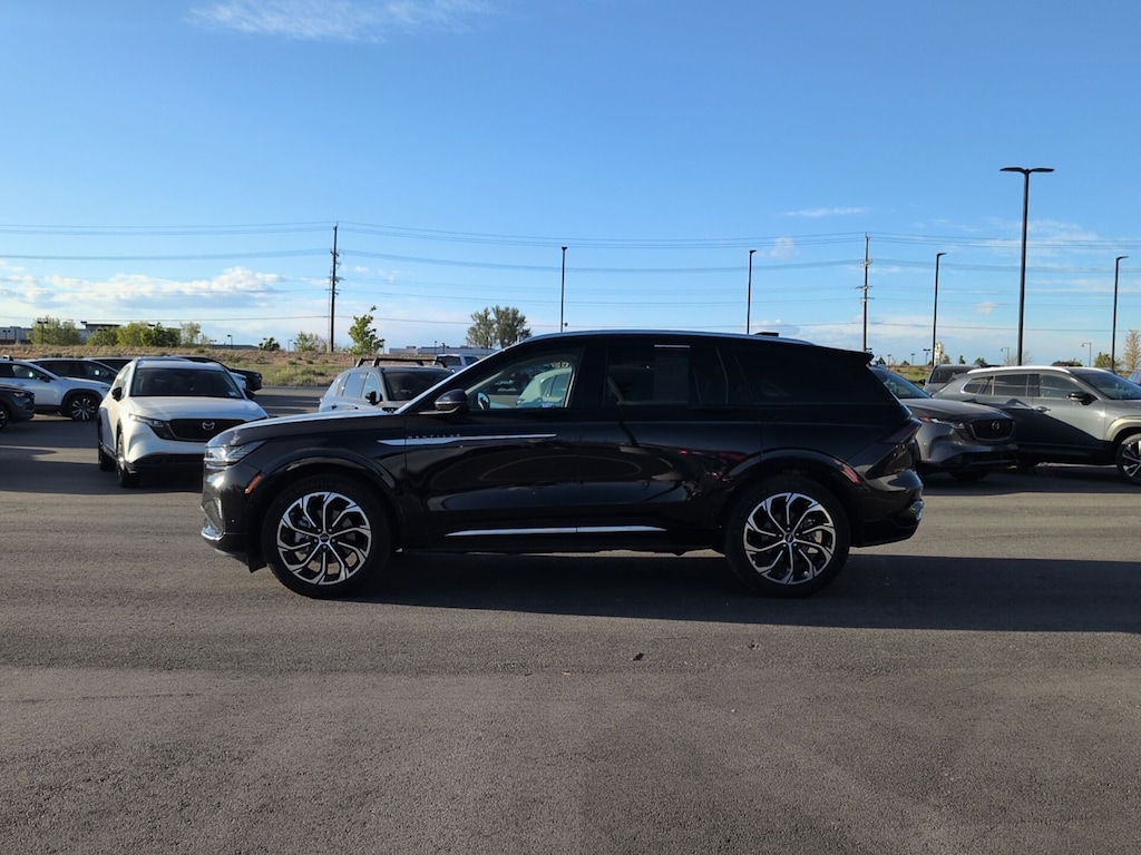 Used 2024 Lincoln Nautilus Reserve SUV