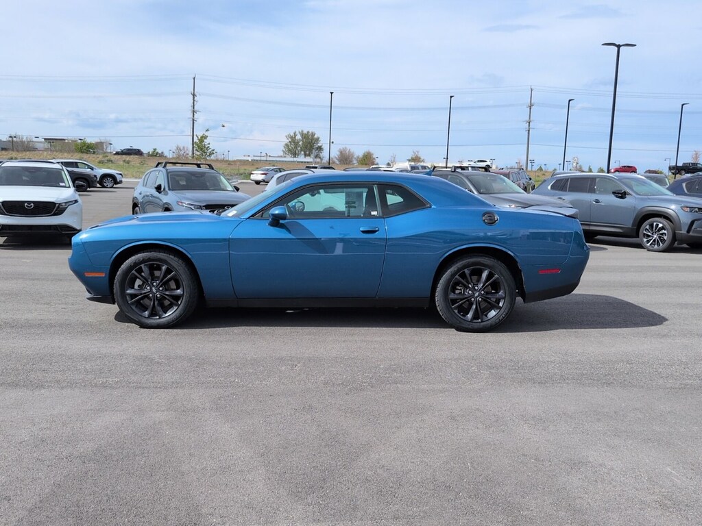 Used 2022 Dodge Challenger SXT Coupe